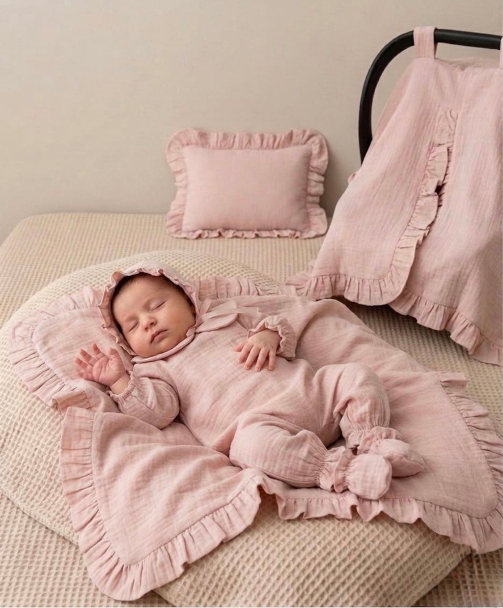 Premium muslin set za novorodjenče za izlazak iz porodilišta iz 6 delova