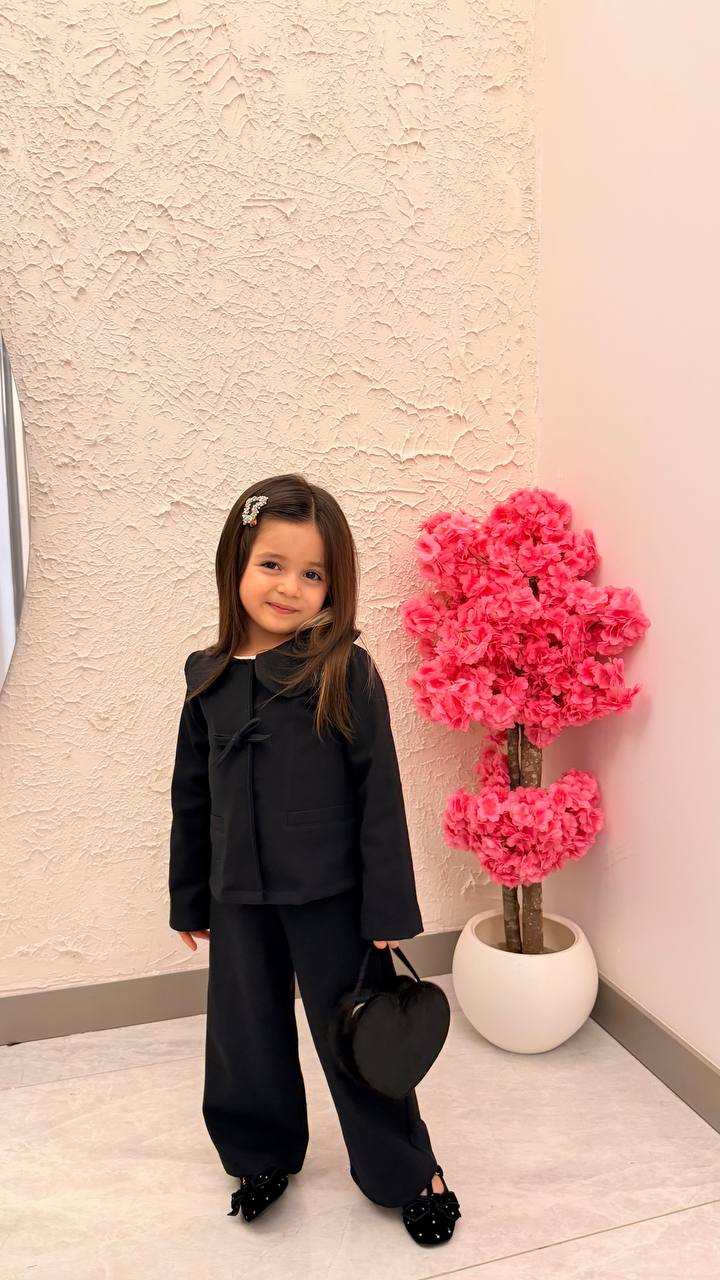 Kompletic iz dva dela