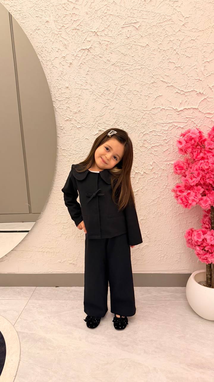 Kompletic iz dva dela